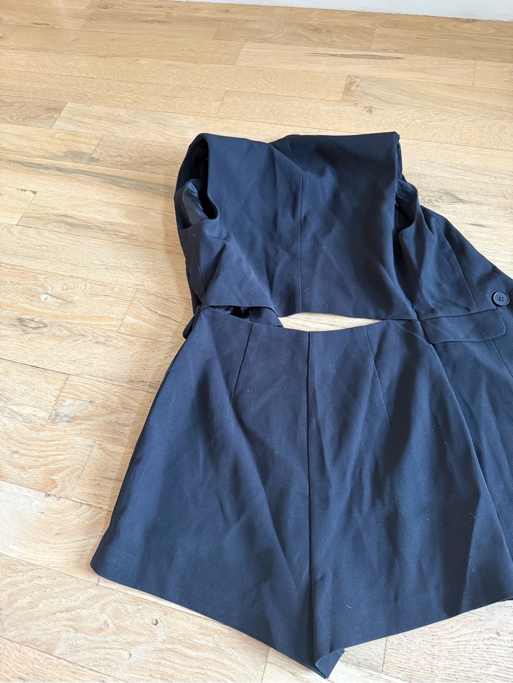 VICI Collection Rylee Double Breasted Romper Small - Picture 10 of 10